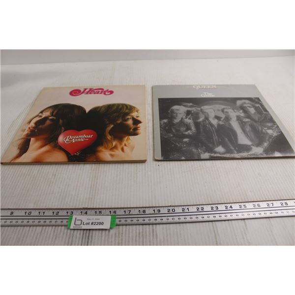 (2) Records - Heart, Queen
