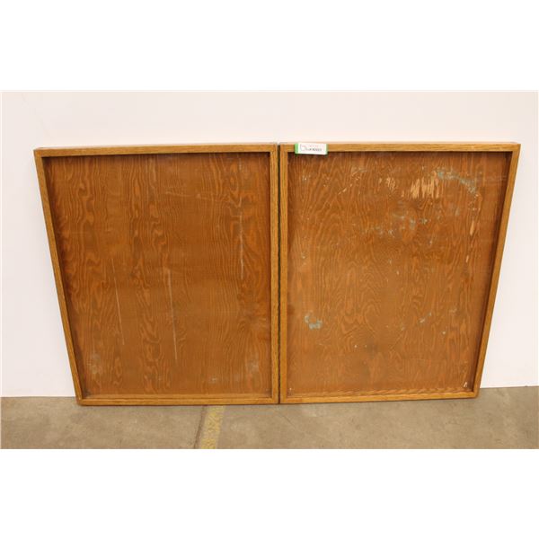 *Folding Wooden Display Showcase - 29" x 46"