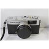 Image 2 : 1969 Olympus Trip 35 Camera w/Flash in Hard Shell Case (working)