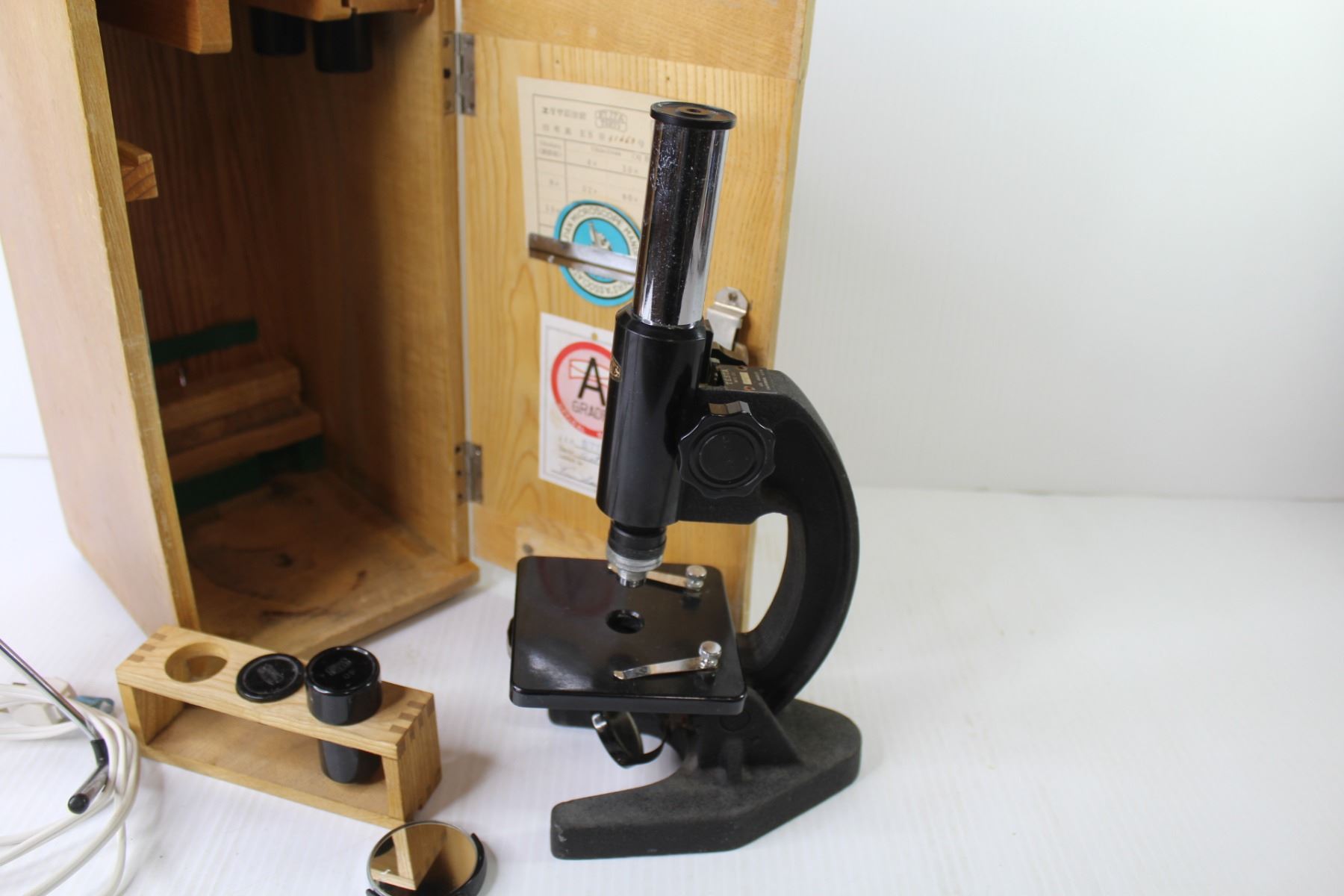 Testa Microscope w/Light in Wooden Case - Bodnarus Auctioneering