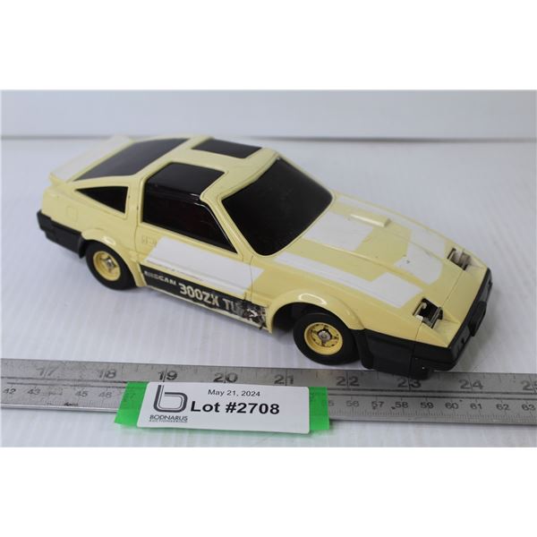 Vintage Radio Shack Nissan 300-ZX Turbo (battery cover missing)