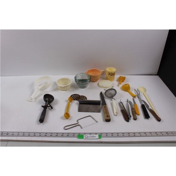 Various Kitchen Items - Spoon's, Ice Cream Scoop, Knives, Food Prep Bowls, Strainer/Sifter Basket, M