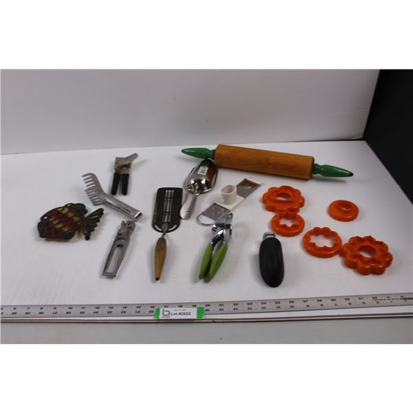 Various Kitchen Items - Scoop, Flipper, Garlic Press, Can Opener, Knife Sharpeners, Rolling Pin, Coo
