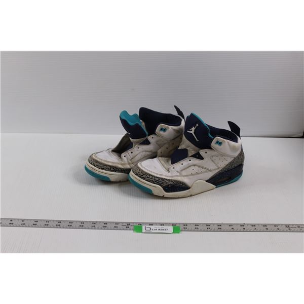 Used Jordan "Son of Mars" Sneakers - Size 12 US (No Laces or Insoles)