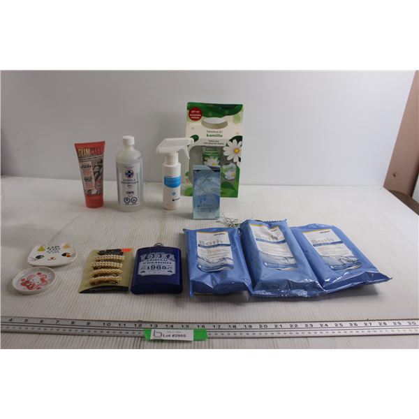 Hello Kitty Trinket Dish, Barrettes , Misc.