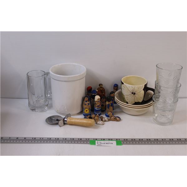 (24) Lot of Kitchenware: Glasses; Soup Bowls; Pizza Cutter; Nativity Scene & Misc.