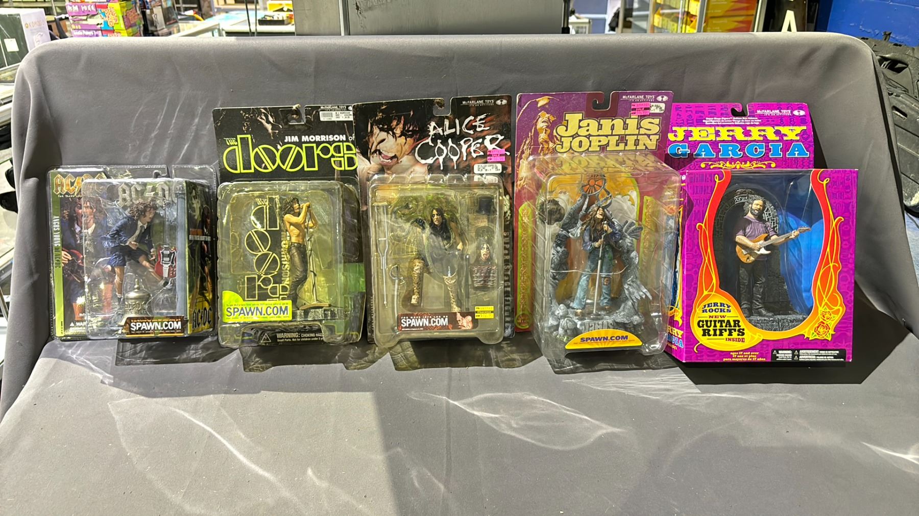 FIGURES OF AC/DC ANGUS YOUNG, THE DOORS JIM MORRISON, ALICE COOPER ...