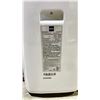 Image 2 : RCA 8400 BTU PORTABLE AIR CONDITIONER WITH HOSE
