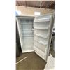 Image 2 : DANBY FRIDGE