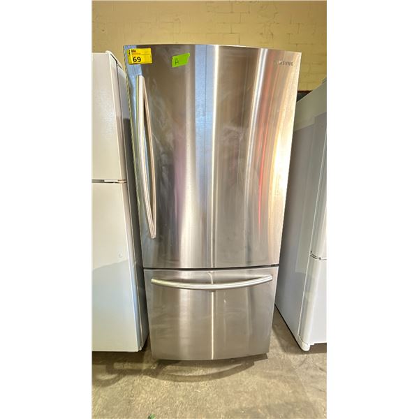 SAMSUNG STAINLESS STEEL 30" FRIDGE WITH PULL-OUT FREEZER