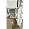 Image 2 : MAYTAG PLUS FRIDGE WITH TOP FREEZER