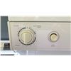 Image 2 : WHITE-WESTINGHOUSE ATTACHED WASHER/DRYER