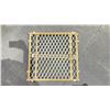Image 2 : 3 ASSORTED PET GATES & PLANTER POTS