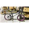 Image 1 : BMX BICYCLE