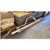 Image 2 : LOT OF ASSORTED ITEMS INCLUDING; PLASTIC & METAL BARS, CAR PARTS & MORE