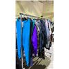 Image 3 : RACK OF ASSORTED CLOTHING (RACK NOT INCLUDED)