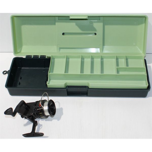 FISHING TACKLE BOX W/ SPINNING REEL