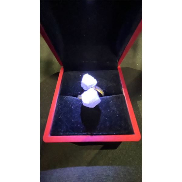QUARTZ RING