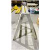 Image 2 : MUSTANG ALUMINUM FOLDING SAWHORSE