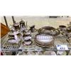 Image 2 : SHELF LOT OF BAVARIA EBERTHAL PORCELAIN TEA SET