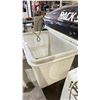 Image 3 : PLASTIC ROLLING BIN