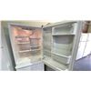 Image 2 : KENMORE 31" FRIDGE WITH PULL OUT FREEZER