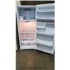 Image 2 : GE 28" FRIDGE WITH PULL-OUT FREEZER
