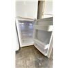 Image 2 : SIMPLICITY 24" FRIDGE