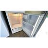 Image 2 : HOTPOINT 28" FRIDGE