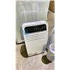 Image 2 : 2- INSIGNIA PORTABLE AIR CONDITIONERS 8000BTU