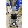 Image 2 : PRECOR COMMERCIAL CYCLE CB42I/C846I
