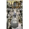 Image 2 : PRECOR ELLIPTICAL TRAINER EFX546I