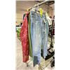 Image 3 : LOT OF ASSORTED CLOTHING INCLUDING; JEANS, SWEATERS, T-SHIRTS AND MORE