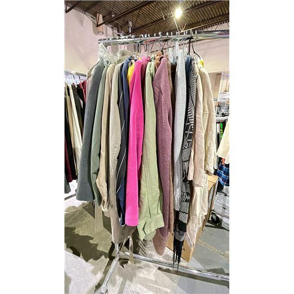 LOT OF ASSORTED CLOTHING INCLUDING; T-SHIRTS, JACKS AND MORE