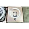 Image 2 : BOX LOT OF RING LIGHTS MODEL ZB-F348