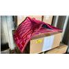 Image 2 : PALLET OF SADDLE PADS