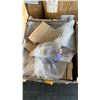 Image 2 : PALLET OF ASSORTED ITEMS INCLUDING; HOME DECOR, METAL POTS, CLOTHES AND MORE