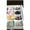 Image 4 : 24 SET OF STONES RETAIL $380, AND BAG OF MIXED QUARTZ RETAIL $150