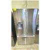Image 1 : BOSCH STAINLESS STEEL FRENCH DOOR FRIDGE WITH PULL OUT FREEZER & HAS WATER AND ICE 36" ACROSS