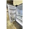 Image 3 : SAMSUNG STAINLESS STEEL FRENCH DOOR FRIDGE WITH PULL OUT FREEZER WITH BUILT IN ICE & WATER 36"