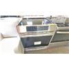 Image 1 : FRIGIDAIRE GALLERY STAINLESS STEEL INDUCTION STOVE WITH CONVECTION