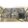 Image 1 : WOLF GAS BURNER STOVE TOP, 5 BURNER
