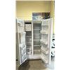 Image 2 : FRIGIDAIRE SIDE BY SIDE FRIDGE WITH WATER/ICE DISPENSER 33" WIDE