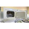 Image 2 : WHITE WESTINGHOUSE STACKING WASHER & DRYER