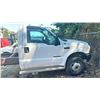 Image 2 : *MUST TOW* 1999 FORD 2WHDR WHITE VIN 1FDXF46F4XEE45821