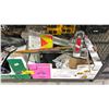 Image 3 : SHELF OF ASSORTED ITEMS INCLUDING; TRAFFIC VEST, TILE CUTTER, CARPET STRETCHER & MORE
