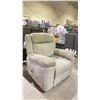 Image 1 : SEALY FABRIC LIFT CHAIR (UNKNOWN WORKING CONDITION, NO POWER CORD, NO REMOTE)