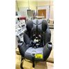 Image 2 : EVENFLO CHILDREN'S CAR SEAT