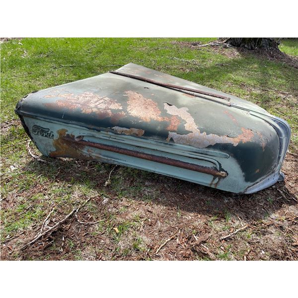 VINTAGE FORD TRUCK HOOD