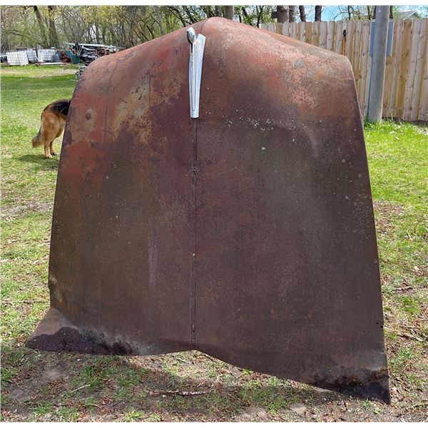 VINTAGE TRUCK HOOD
